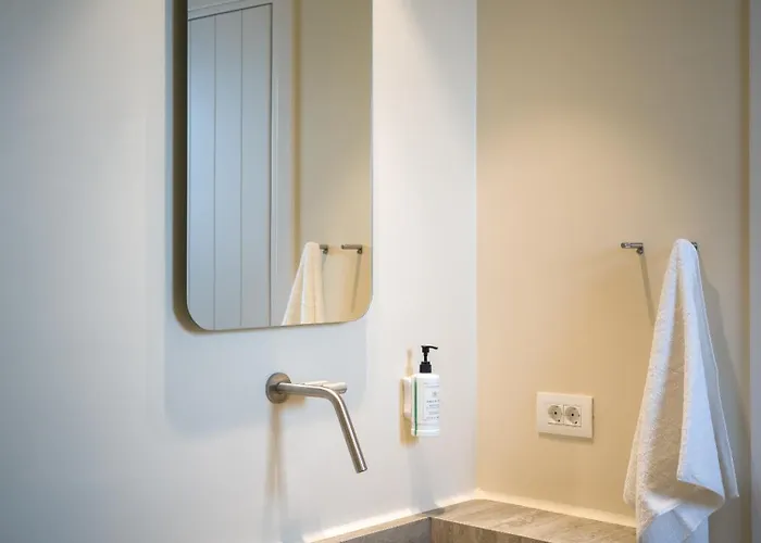 Vezo Mykonos 4* Tourlos