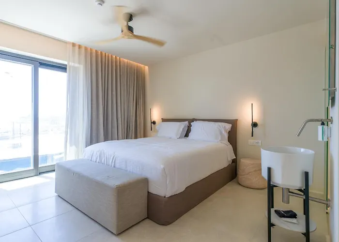 Vezo Mykonos Tourlos