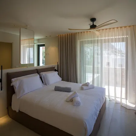 Otel Vezo Mykonos Tourlos