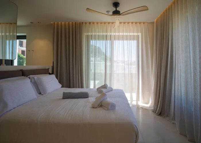 Vezo Mykonos Hotel 4*