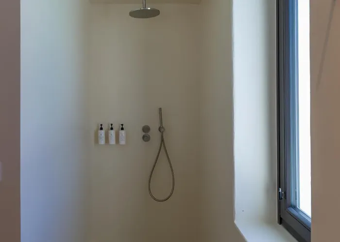 Vezo Mykonos 4* Tourlos