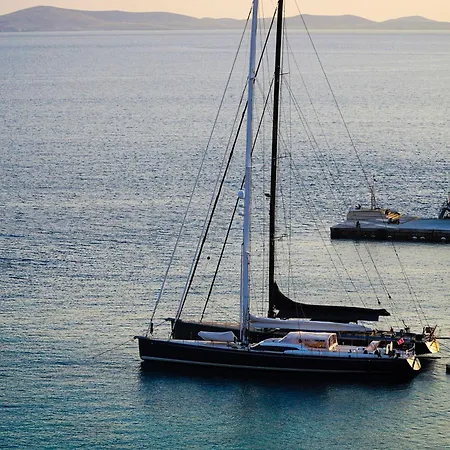 Vezo Mykonos 4* טורלוס